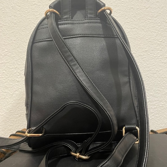 Mini Backpack - Picture 6 of 9